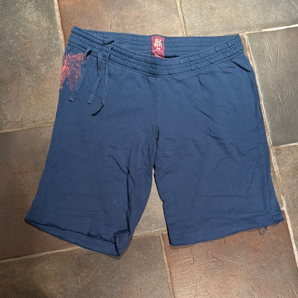 Old Navy Blue Casual Shorts with Red Detail Sz Medium draw string waist
